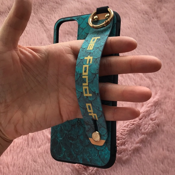 LAST ONE- For iPhone 11 PRO phone case kickstand strap keychain ring - Picture 9 of 14
